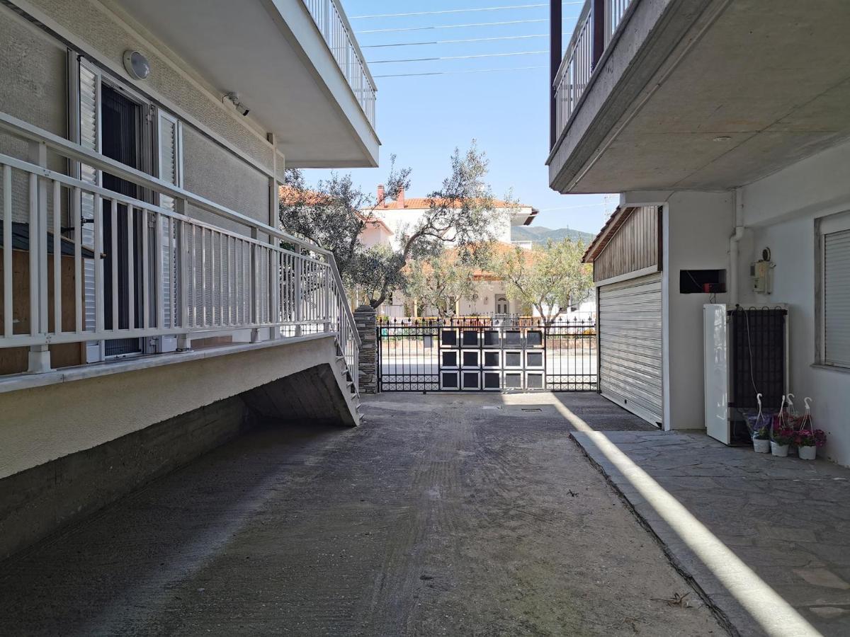George Laz Rooms Vrasná Exterior foto